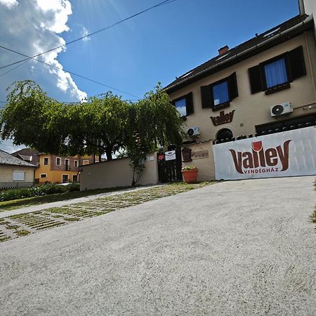 Valley Vendeghaz Eger Exterior photo